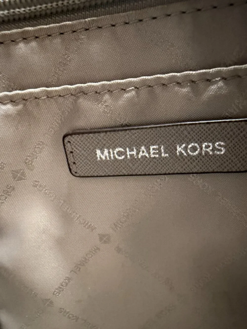 Michael Kors classic michael